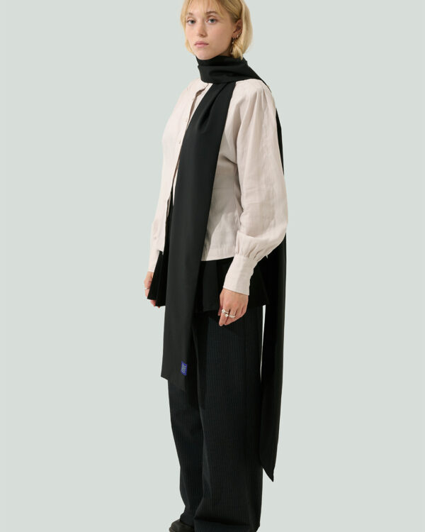 MOE zero waste wear: wool scarf, charcoal black